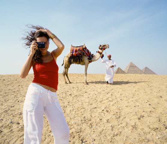 Pyramids of Giza & Felucca Ride Day Trip